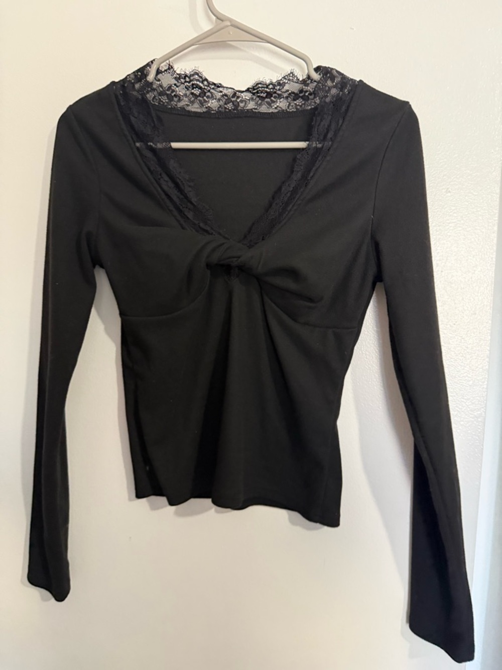 Y2K Black Lace-Trim Long Sleeve Women's Top